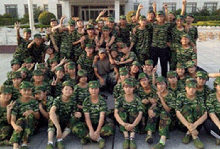 權(quán)偉機械組織員工參加拓展訓練