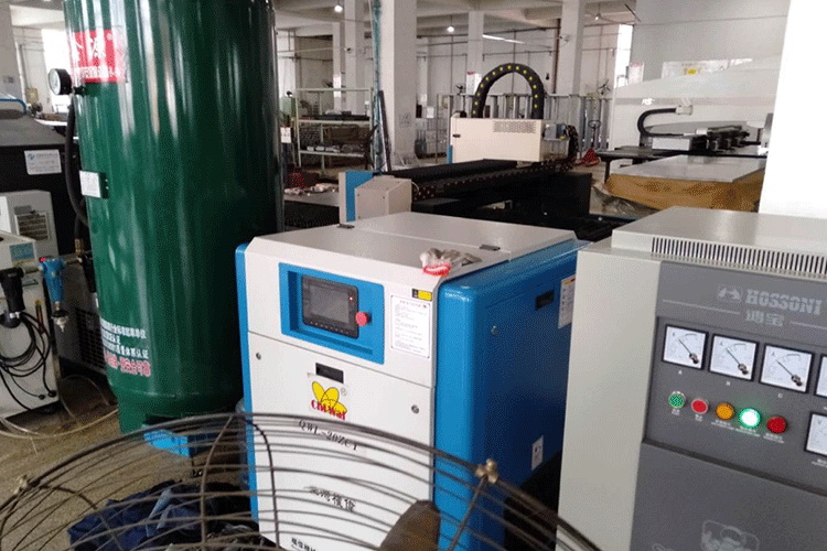 無油壓縮機配件作用以及使用壽數(shù) 權(quán)偉機械集團