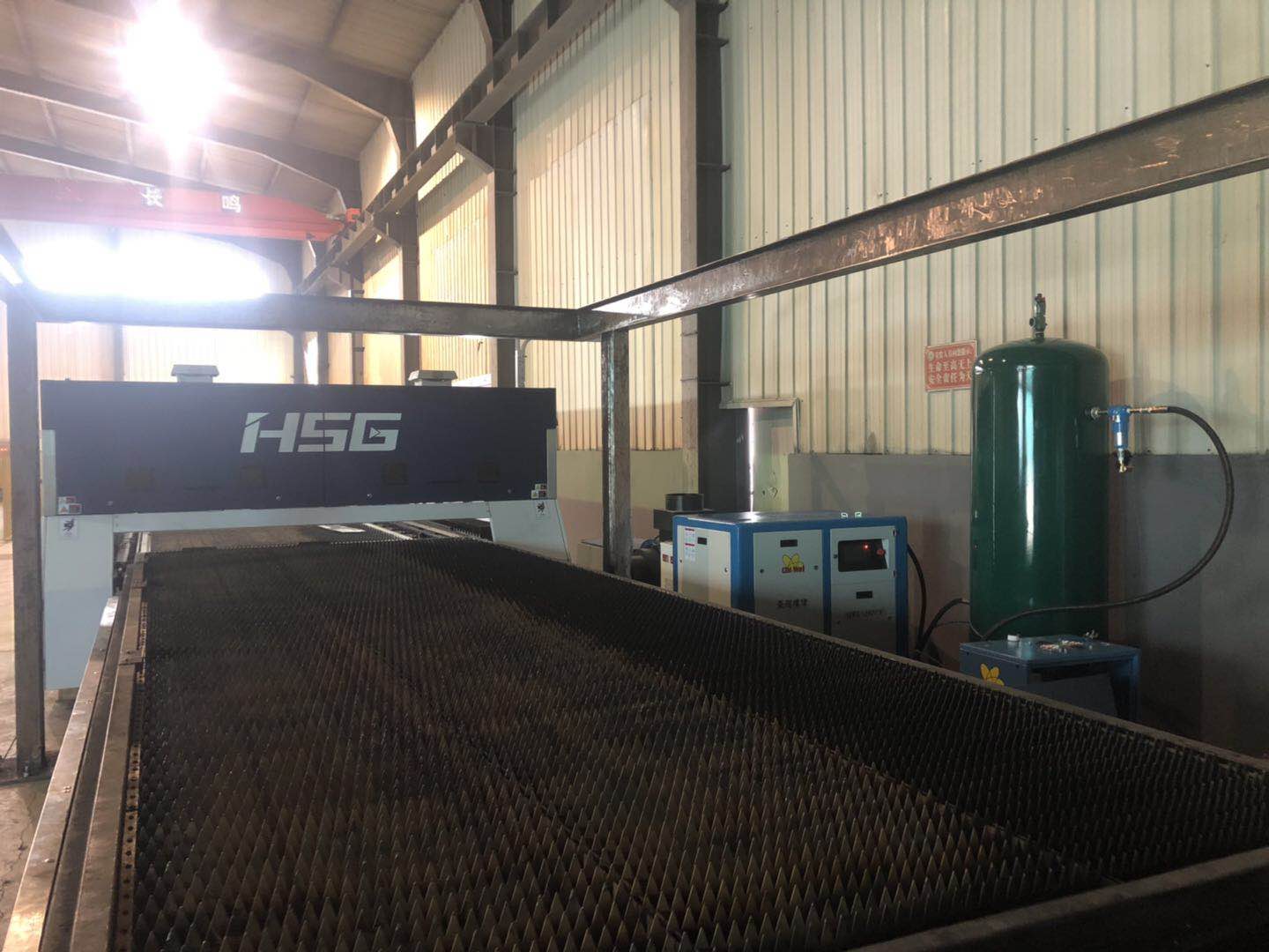 激光切割螺桿空壓機