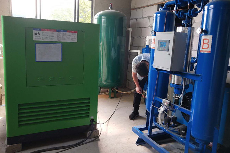 無油水潤滑空壓機